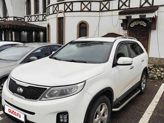 2014 Kia Sorento II Рестайлинг, белый, 1700000 рублей, вид 1