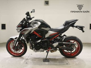 2023 Kawasaki Z 900, серый, 1095000 рублей, вид 2