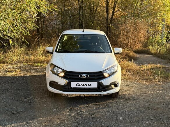 2026 Lada (ВАЗ) Granta I Рестайлинг, белый, 1101000 рублей - вид 7