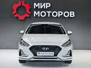 2017 Hyundai Sonata VII (LF) Рестайлинг, белый, 1750000 рублей, вид 2