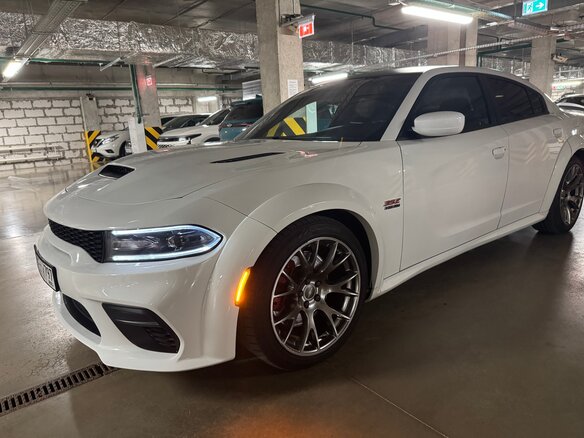 2019 Dodge Charger R__T VII (LD) Рестайлинг, белый, 4200000 рублей - вид 4