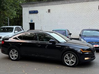 2015 Skoda Superb III, чёрный, 2200000 рублей, вид 3