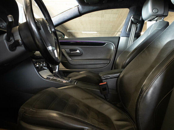 2012 Volkswagen Passat CC I Рестайлинг, чёрный, 1299000 рублей - вид 4