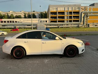 2011 Chevrolet Cruze I, белый, 585000 рублей, вид 3