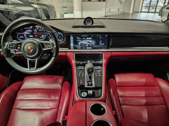 2017 Porsche Panamera Turbo II, чёрный, 5537000 рублей - вид 17