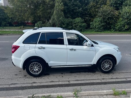 2016 Lifan X60 I Рестайлинг, белый, 655000 рублей, вид 3