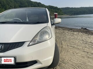 2008 Honda Fit II, белый, 460000 рублей, вид 4