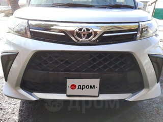 2021 Toyota Roomy I Рестайлинг, серебристый, 930000 рублей, вид 1