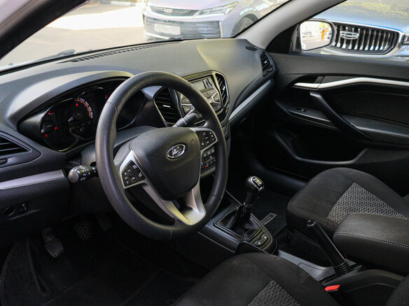 2020 Lada (ВАЗ) Vesta I, белый, 779000 рублей - вид 10