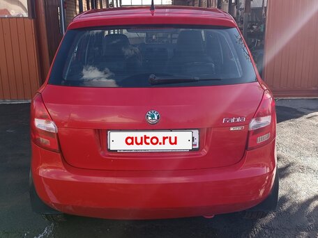 2012 Skoda Fabia II Рестайлинг, красный, 394000 рублей, вид 3