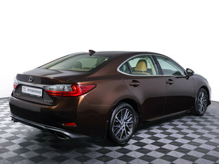 2017 Lexus ES 250 VI Рестайлинг, коричневый, 2844000 рублей, вид 5