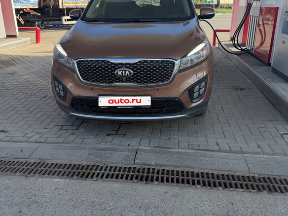 2016 Kia Sorento III Prime, коричневый, 2400000 рублей