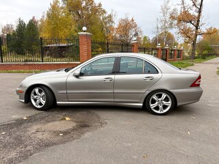 2005 Mercedes-Benz C-Класс 230 II (W203) Рестайлинг, серый, 699000 рублей, вид 5