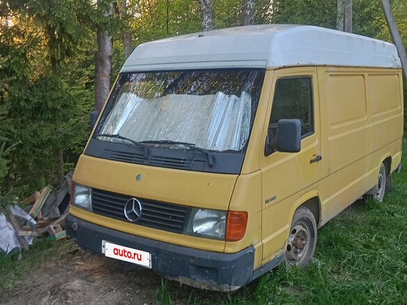 1994 Mercedes-Benz MB 100, жёлтый, 300000 рублей