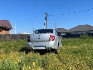 2014 Lada (ВАЗ) Granta I, серебристый, 345000 рублей, вид 4