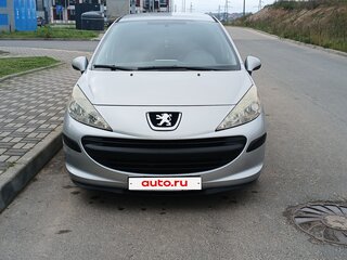 2008 Peugeot 207 I, серебристый, 430000 рублей, вид 1