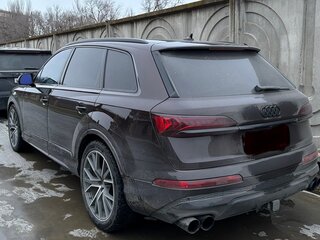 2020 Audi Q7 55 TFSI II (4M) Рестайлинг, коричневый, 6250000 рублей, вид 5