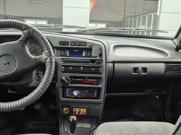 2007 Lada (ВАЗ) 2115, серебристый, 158000 рублей - вид 12