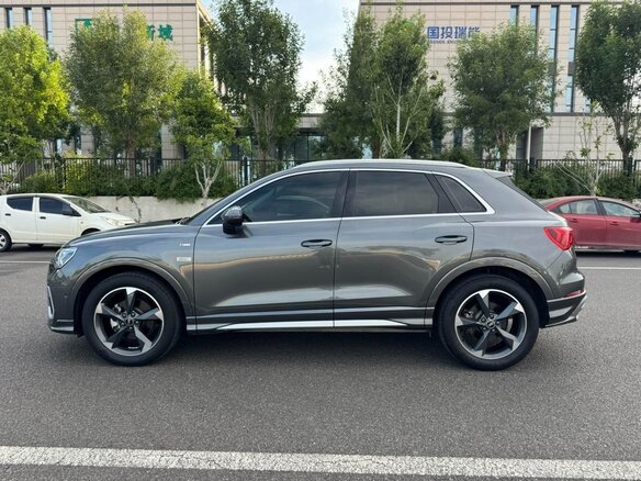 2023 Audi Q3 35 TFSI II (F3), серый, 2200000 рублей - вид 7