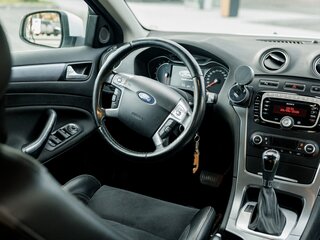 2013 Ford Mondeo IV Рестайлинг, белый, 1090000 рублей, вид 4