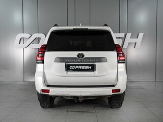 2020 Toyota Land Cruiser Prado 150 Series Рестайлинг 3, белый, 4259000 рублей, вид 4