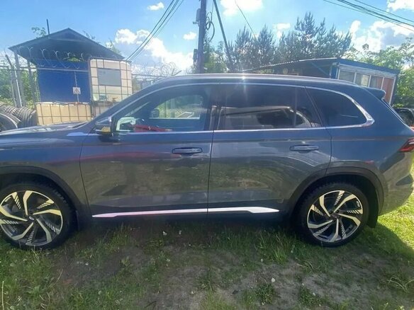 2024 Geely Monjaro I, серый, 3300000 рублей - вид 6