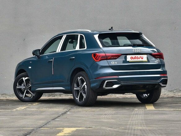 2026 Audi Q3 45 TFSI II (F3), синий, 4750000 рублей - вид 4