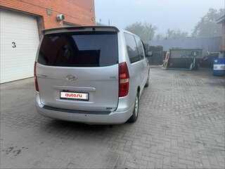 2009 Hyundai Grand Starex I, серый, 989000 рублей, вид 3