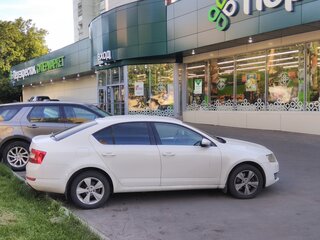 2014 Skoda Octavia III (A7), белый, 1300000 рублей, вид 4