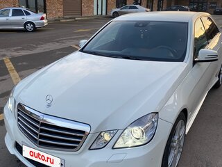 2011 Mercedes-Benz E-Класс 200 7G-Tronic IV (W212, S212, C207), белый, 1450000 рублей, вид 1