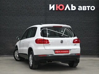2012 Volkswagen Tiguan I Рестайлинг, белый, 1195000 рублей, вид 4