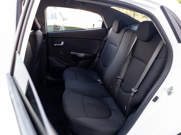 2016 Kia Rio III Рестайлинг, белый, 795000 рублей - вид 33