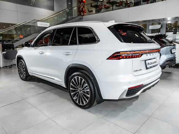 2026 Geely Monjaro I Рестайлинг, белый, 4954990 рублей - вид 2