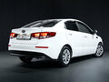 2015 Kia Rio III Рестайлинг, белый, 880000 рублей - вид 6