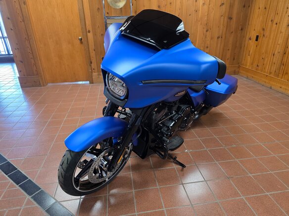 2026 Harley-Davidson Street Glide, синий, 3816000 рублей - вид 3