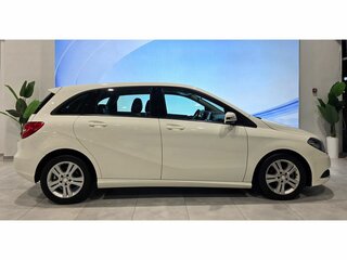 2012 Mercedes-Benz B-Класс 180 II (W246), белый, 1299000 рублей, вид 4