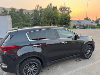 2018 Kia Sportage IV, чёрный, 1820000 рублей, вид 3