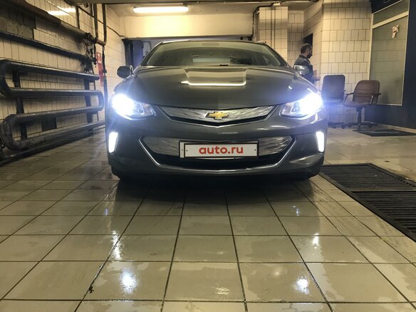 2016 Chevrolet Volt II, серый - вид 3