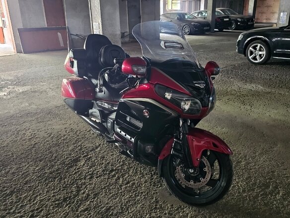 2015 Honda GL 1800 Gold Wing, красный, 1600000 рублей - вид 4