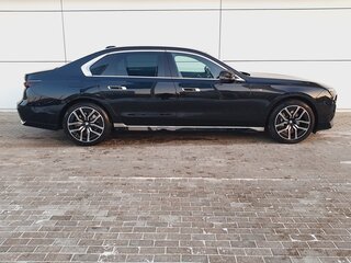 2025 BMW 7 серии 740d xDrive VII (G70), чёрный, 16500000 рублей, вид 5
