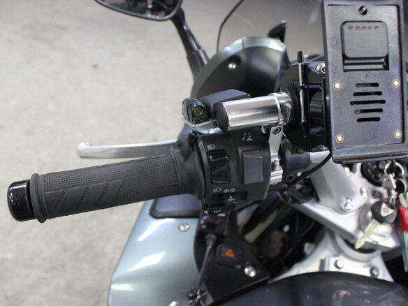 2003 Yamaha FJR1300, серебристый - вид 9