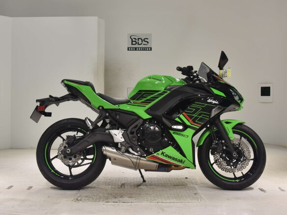 2023 Kawasaki Ninja 650, зелёный, 1100000 рублей