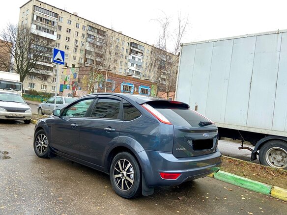 2011 Ford Focus II Рестайлинг, серый - вид 6