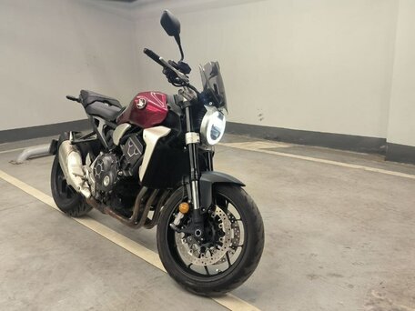 2019 Honda CB 1000R, красный, 845000 рублей, вид 4