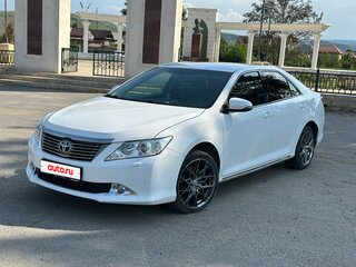 2014 Toyota Camry Japan Market VII (XV50), белый, 1690000 рублей, вид 1