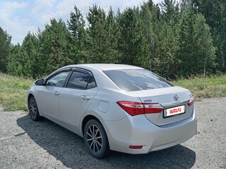 2013 Toyota Corolla XI (E160, E170, E180), серебристый, 1250000 рублей, вид 5
