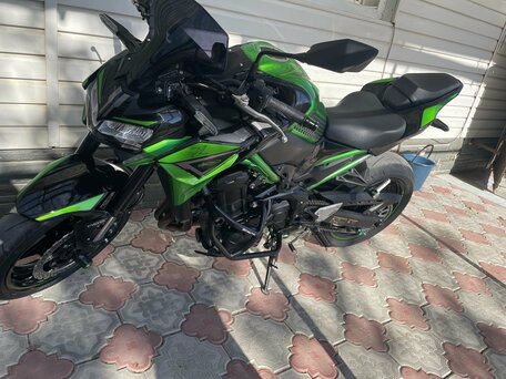 2021 Kawasaki Z 900, зелёный, 999999 рублей, вид 3