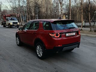 2018 Land Rover Discovery Sport Ingenium I, красный, 2400000 рублей, вид 4