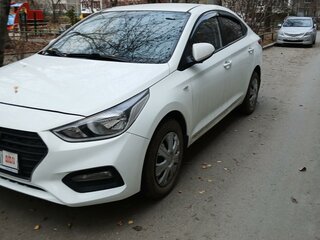 2018 Hyundai Solaris II, белый, 1500000 рублей, вид 1