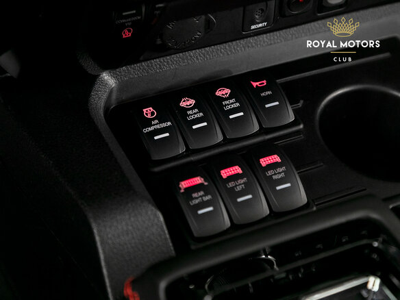 2014 Toyota Tundra CrewMax II Рестайлинг, чёрный - вид 23